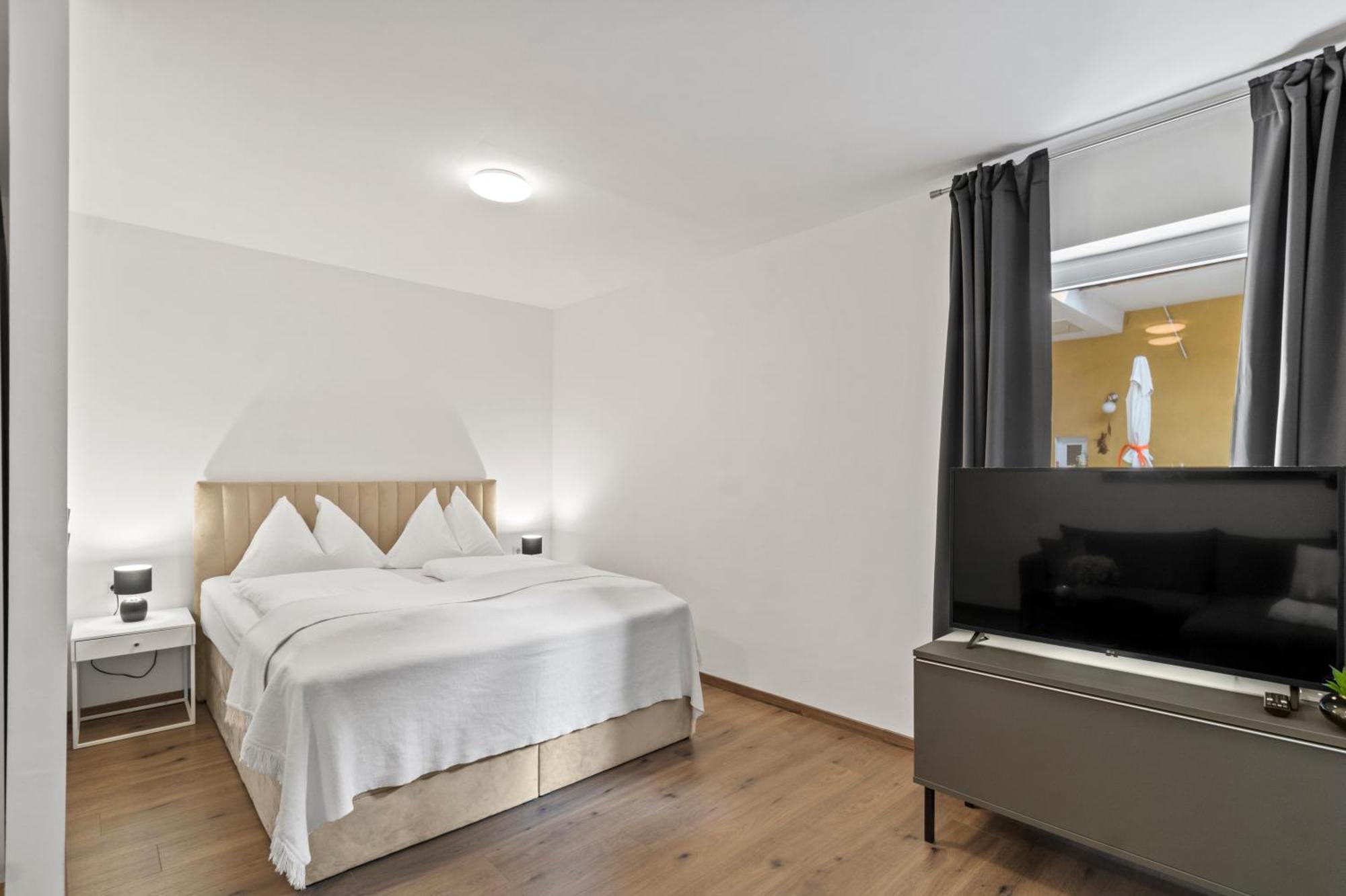 Apartamento Stilvolles Zuhause Mit Terrasse Bruck an der Mur Exterior foto