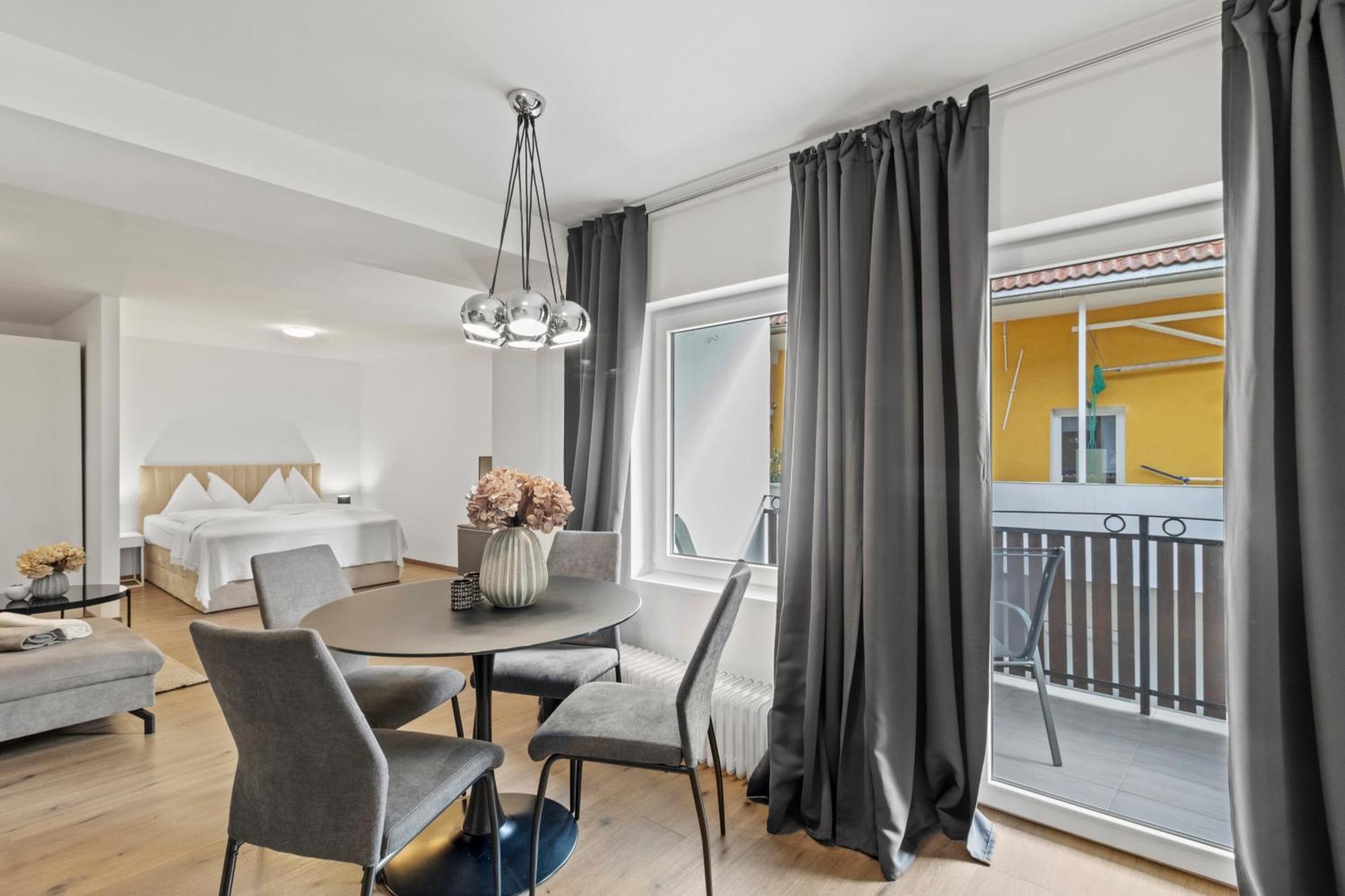 Apartamento Stilvolles Zuhause Mit Terrasse Bruck an der Mur Exterior foto